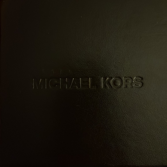 Michael Kors Bangle - Picture 7 of 8